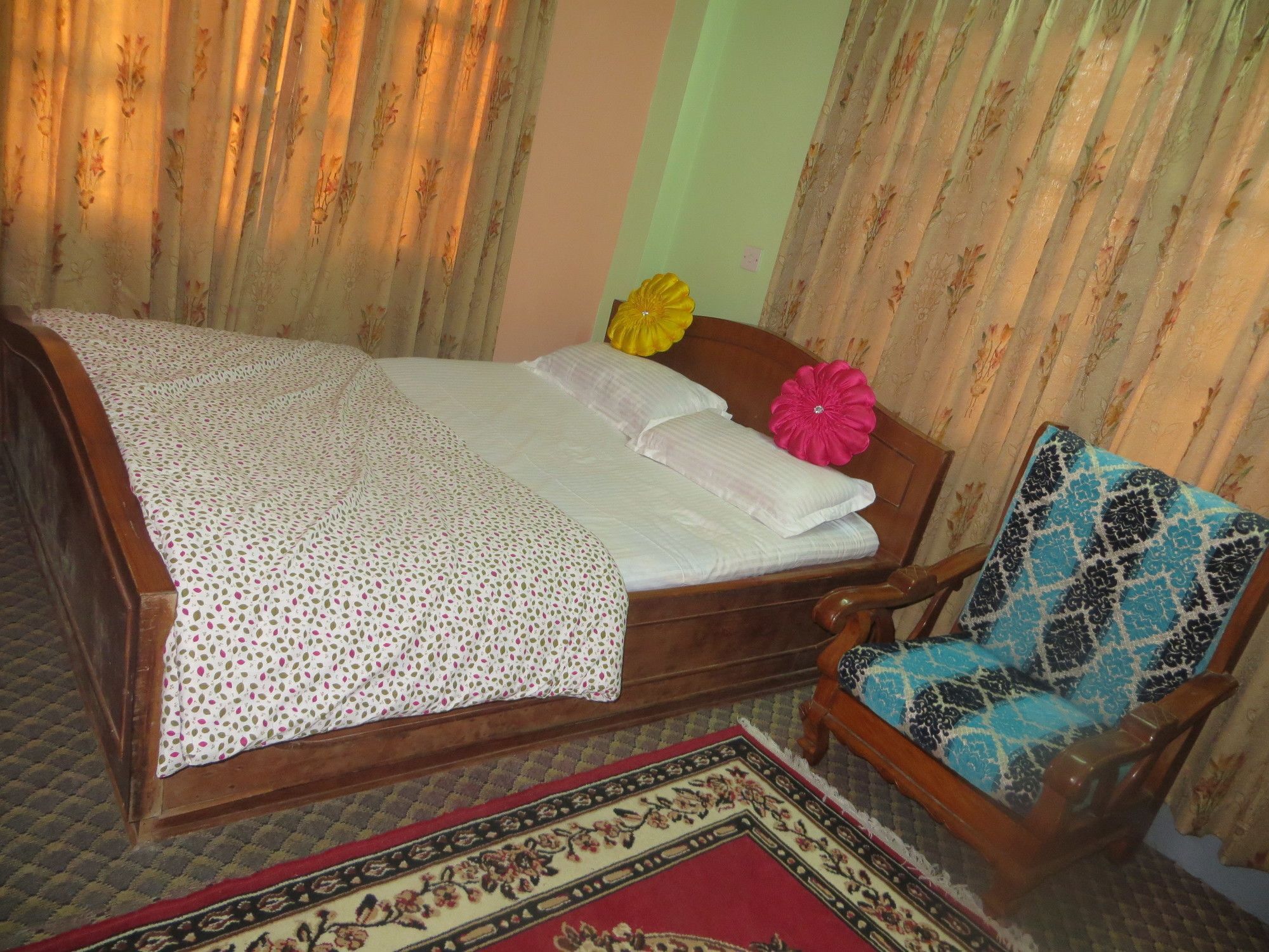 Manamaiju Homestay And Hotel Kathmandu Bagian luar foto